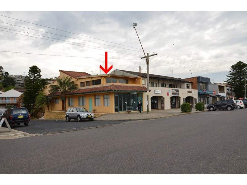 2/220 Del Monte Pl, Copacabana NSW 2251