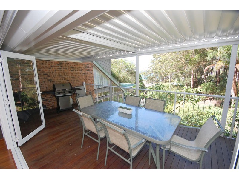 2/27B Ascot Avenue, Avoca Beach NSW 2251