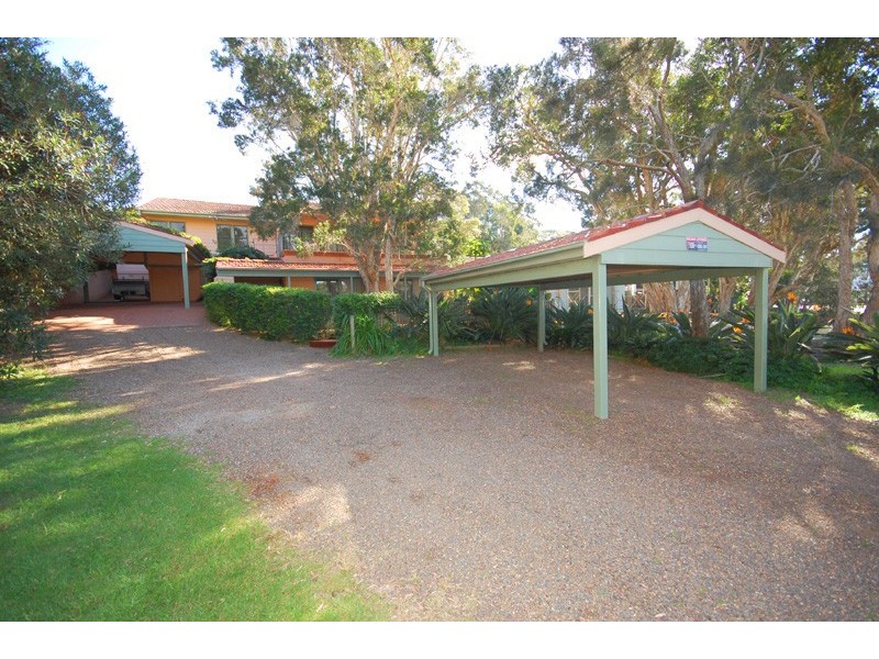 13 Remembrance Drive, Wamberal NSW 2260
