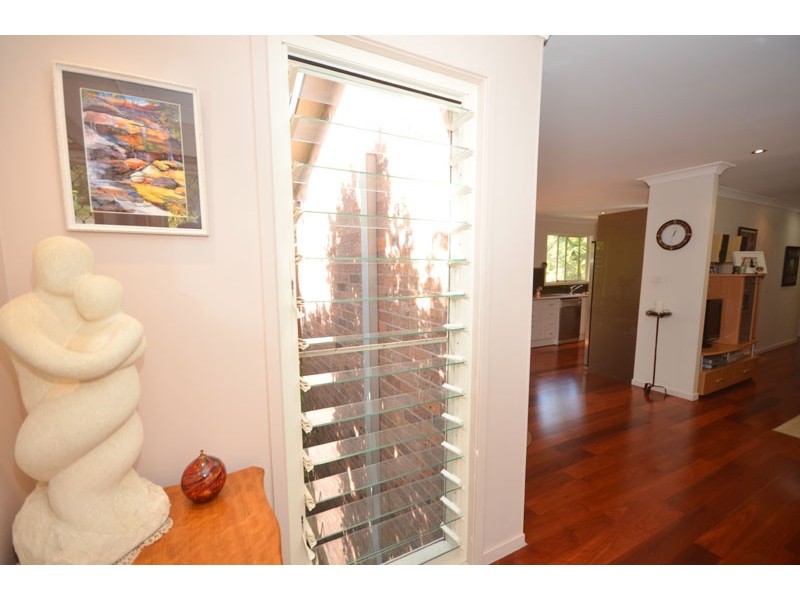 27 Gill Avenue, Avoca Beach NSW 2251