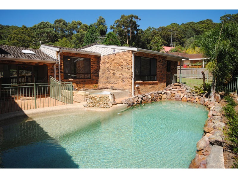 22 Moores Road, Avoca Beach NSW 2251