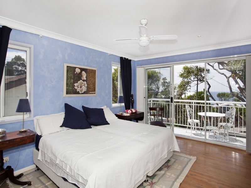 18 Warren Avenue, Avoca Beach NSW 2251