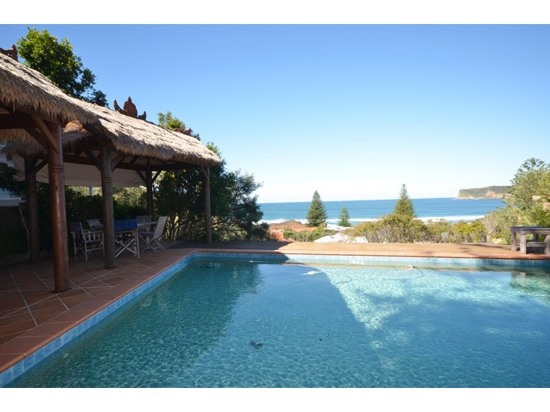 67 North Avoca Parade, North Avoca NSW 2260