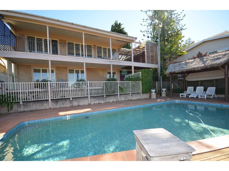 67 North Avoca Parade, North Avoca NSW 2260