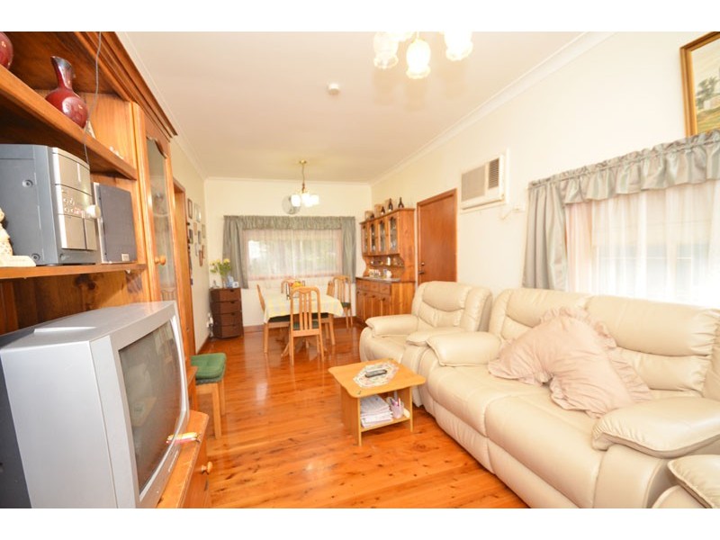 76 The Round Drive, Avoca Beach NSW 2251