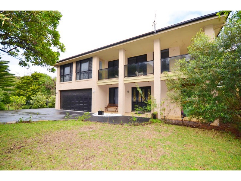 14 Tudibaring Parade, Macmasters Beach NSW 2251