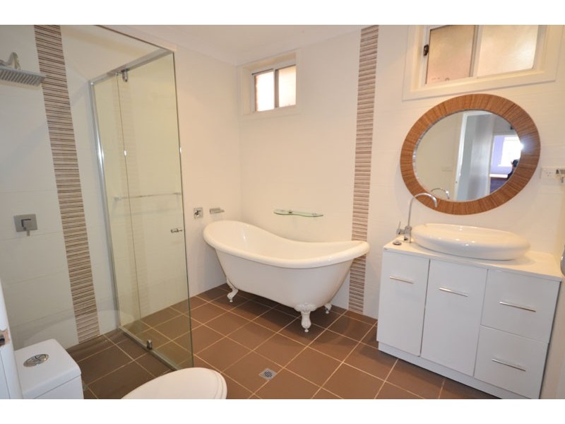 111 Copacabana Drive, Copacabana NSW 2251