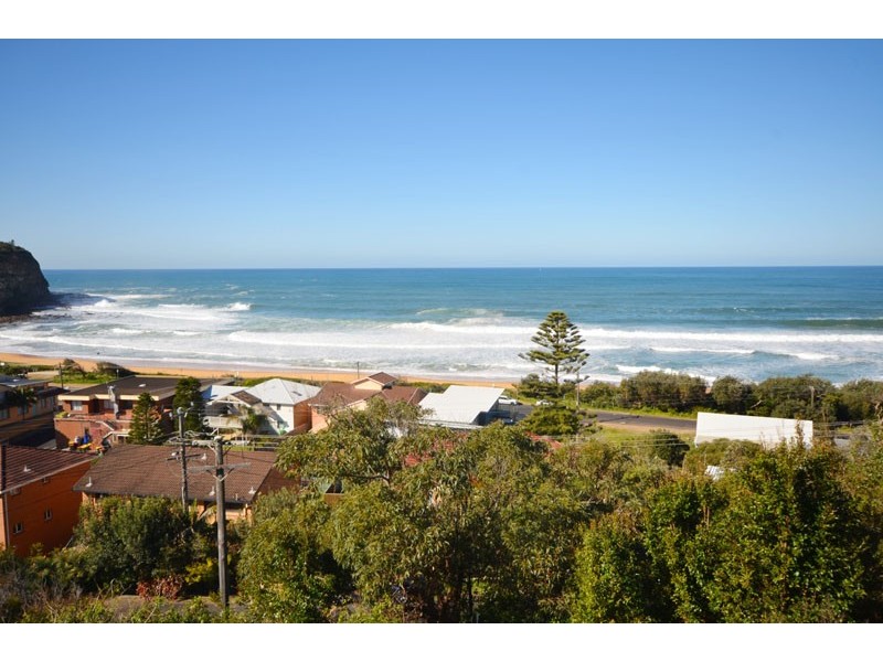 111 Copacabana Drive, Copacabana NSW 2251