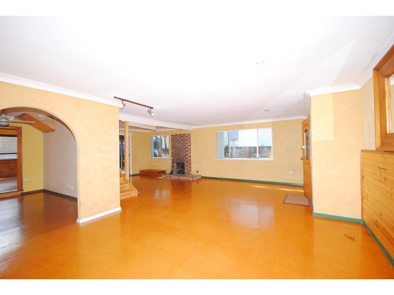 18 Oceano Street, Copacabana NSW 2251