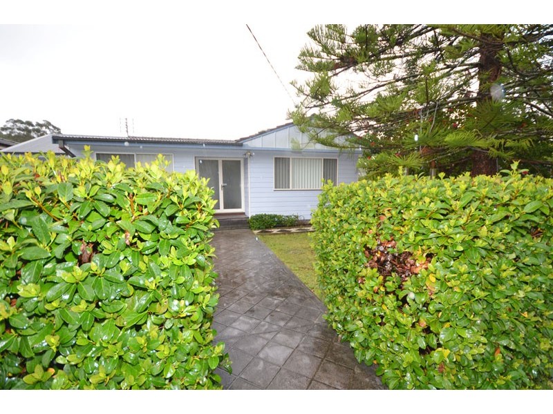 1/28 Renwick Street, Wyoming NSW 2250