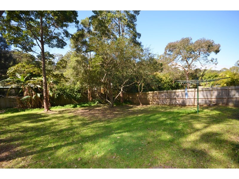 2 Clements Drive, Avoca Beach NSW 2251
