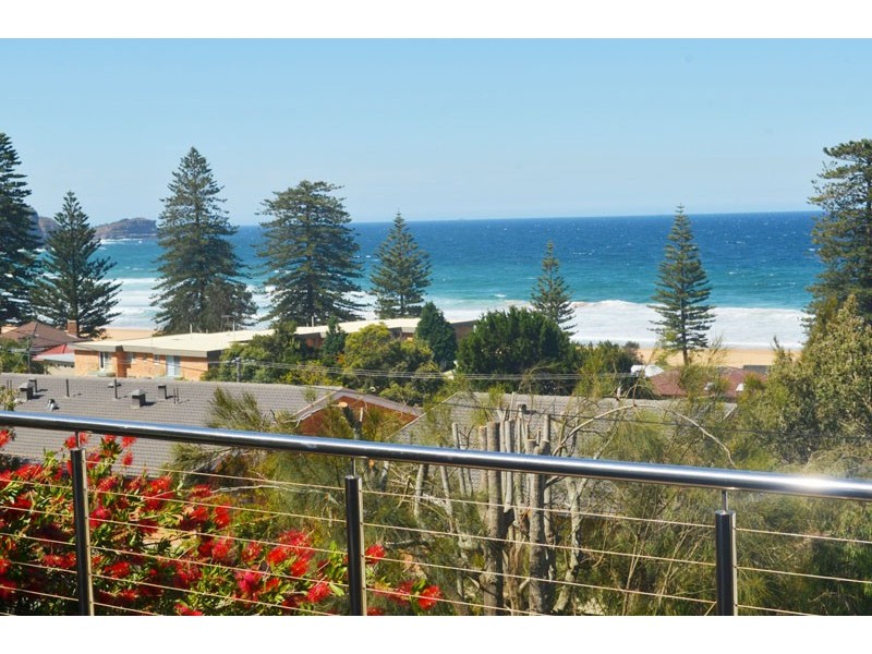 2 Austral Ave, Avoca Beach NSW 2251