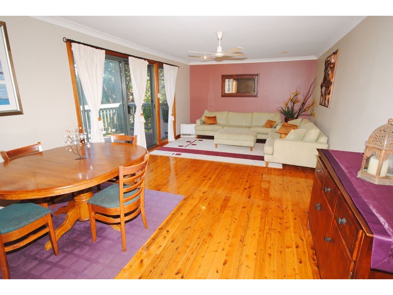 53 Vista Avenue North, Copacabana NSW 2251