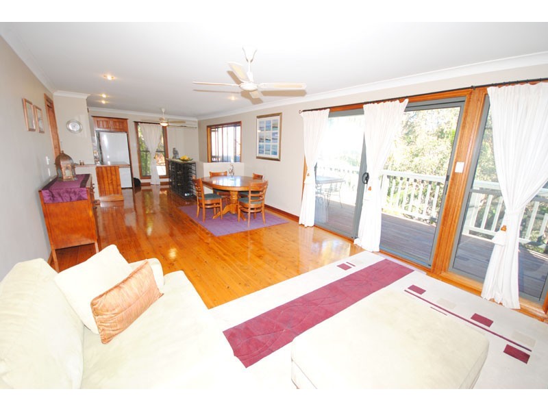 53 Vista Avenue North, Copacabana NSW 2251