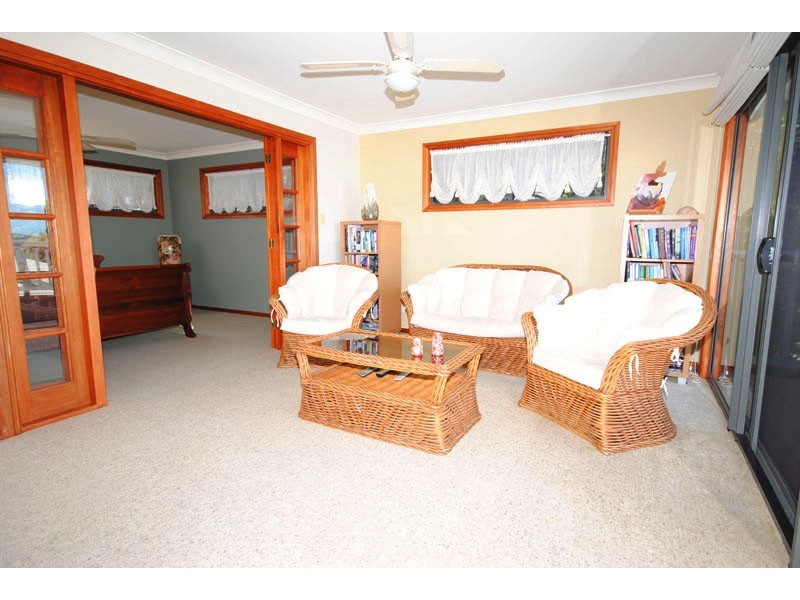 53 Vista Avenue North, Copacabana NSW 2251