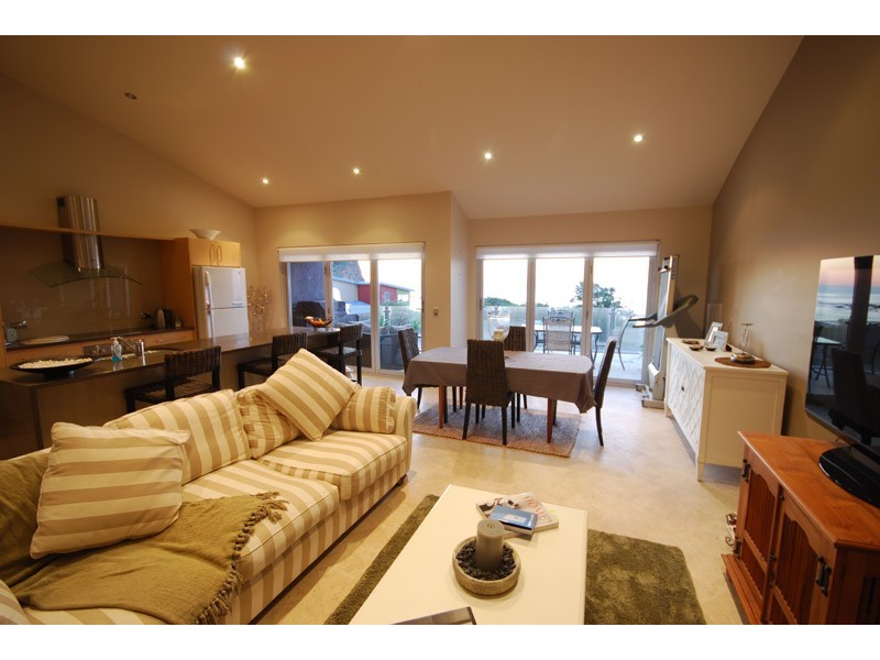 4/204 Del Monte Place, Avoca Beach NSW 2251