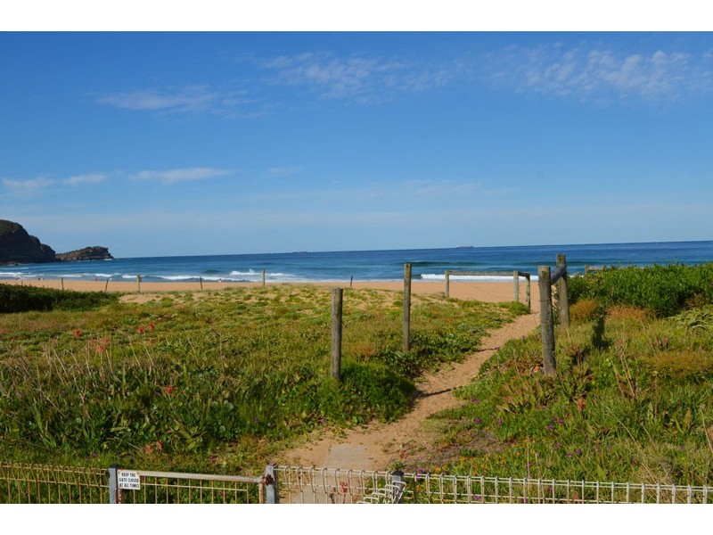 2/153 Avoca Dr, Avoca Beach NSW 2251