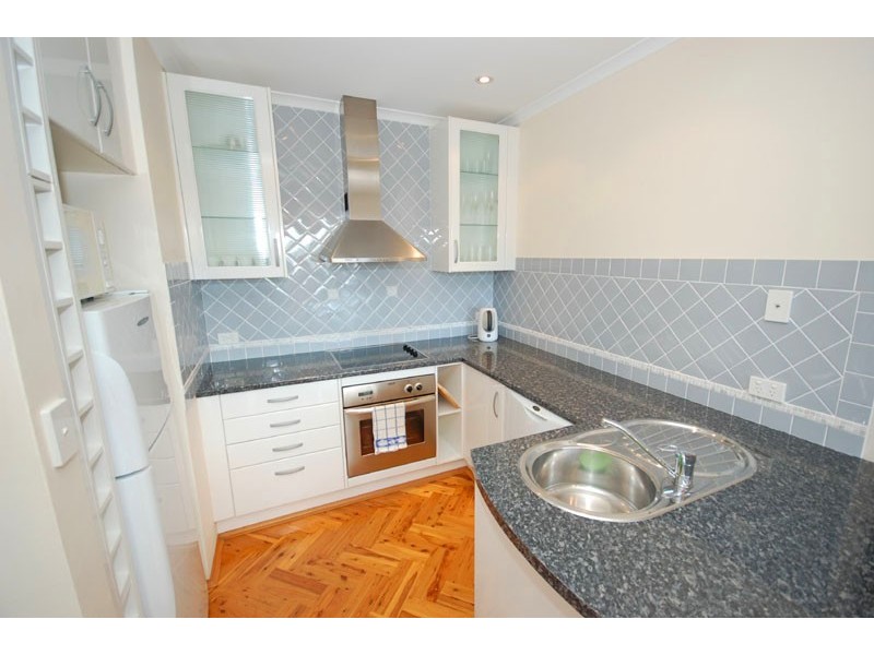 2/153 Avoca Dr, Avoca Beach NSW 2251