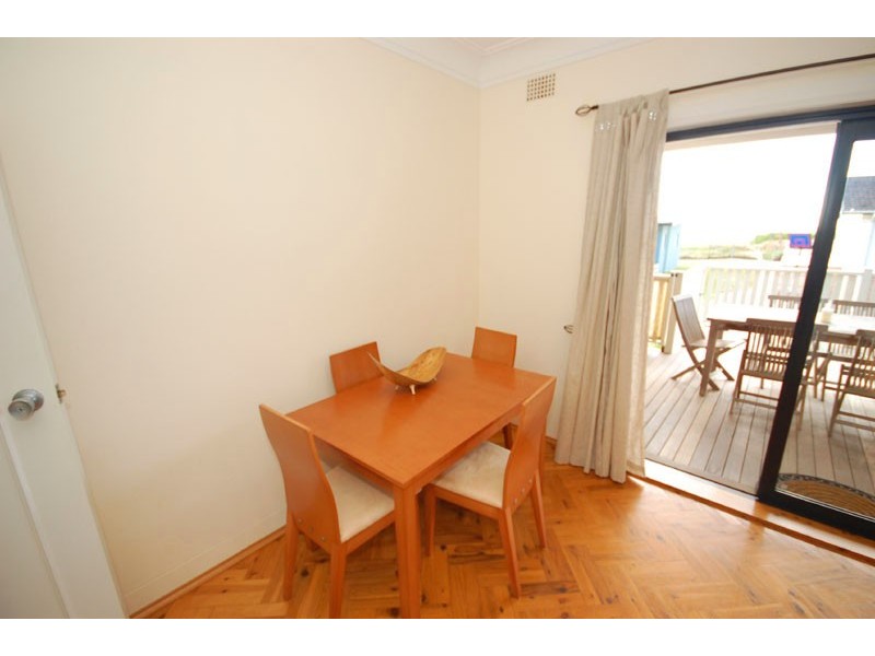 2/153 Avoca Dr, Avoca Beach NSW 2251