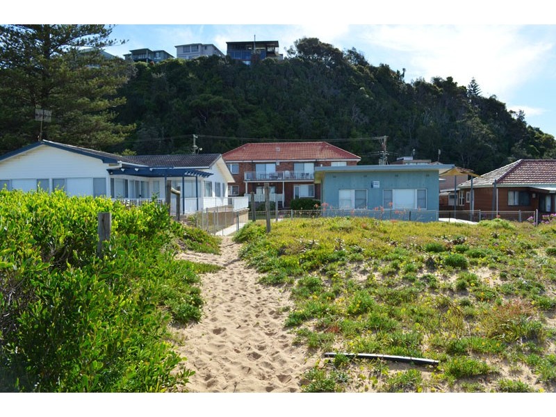 2/153 Avoca Dr, Avoca Beach NSW 2251