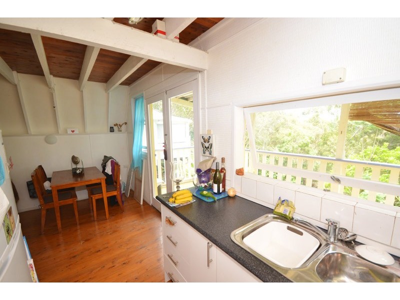 34 Warren Avenue, Avoca Beach NSW 2251