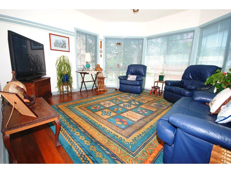 17 Segura Street, Copacabana NSW 2251