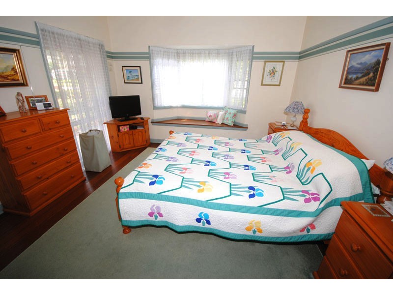 17 Segura Street, Copacabana NSW 2251