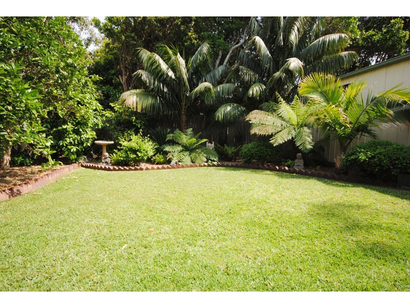 17 Segura Street, Copacabana NSW 2251