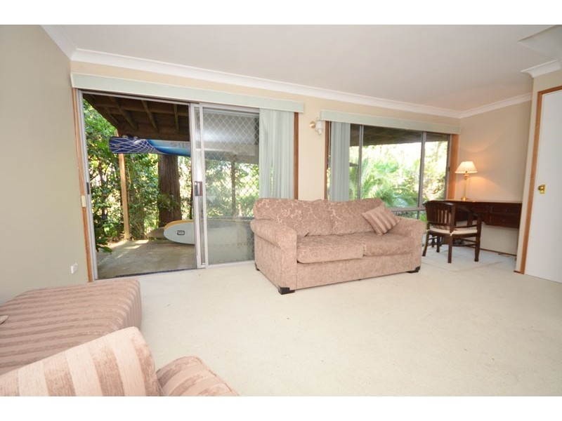 33 Walder Crescent, Avoca Beach NSW 2251