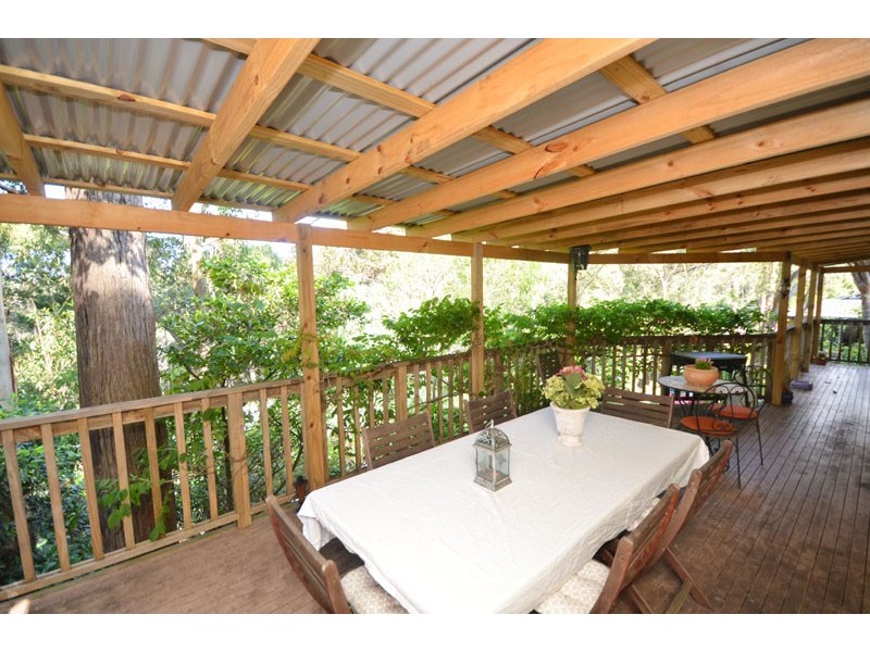 33 Walder Crescent, Avoca Beach NSW 2251
