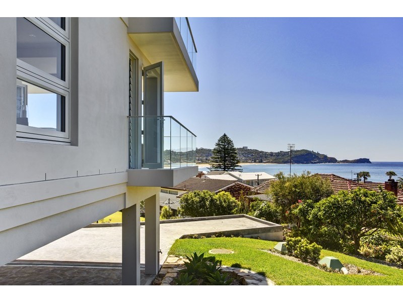 2/11 Hunts Lane, Avoca Beach NSW 2251