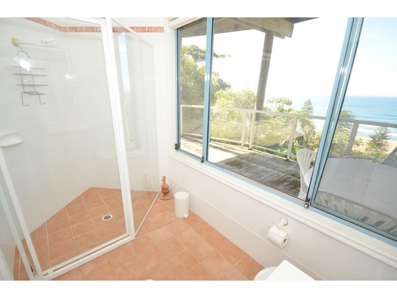 19a Warren Avenue, Avoca Beach NSW 2251