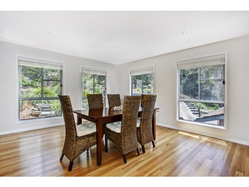 23 Gill Avenue, Avoca Beach NSW 2251