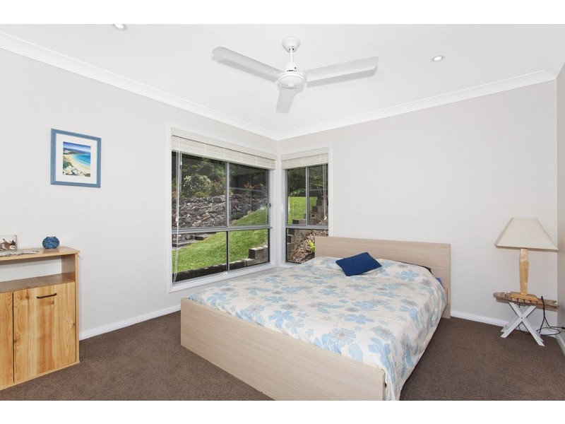 23 Gill Avenue, Avoca Beach NSW 2251