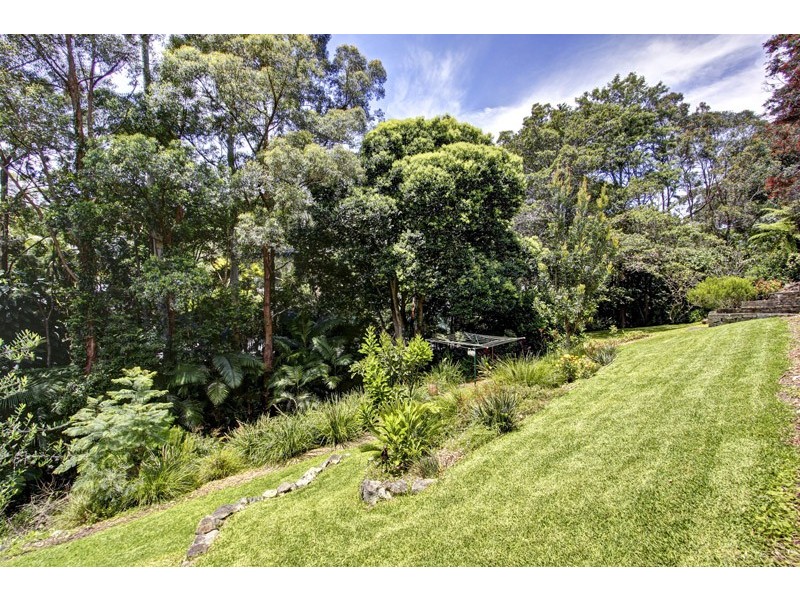 23 Gill Avenue, Avoca Beach NSW 2251