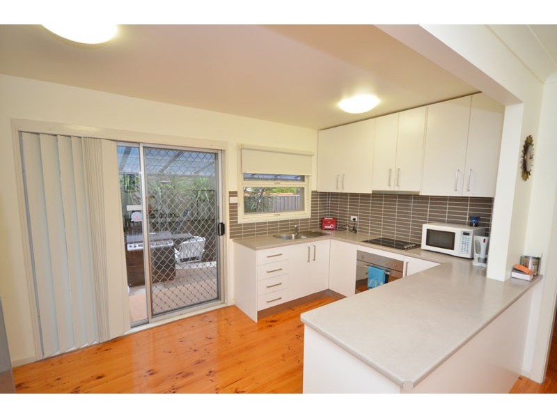 1/28 Renwick Street, Wyoming NSW 2250