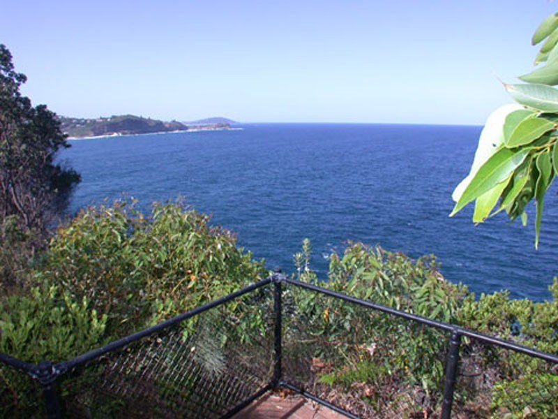 30a Avoca Drive, Avoca Beach NSW 2251