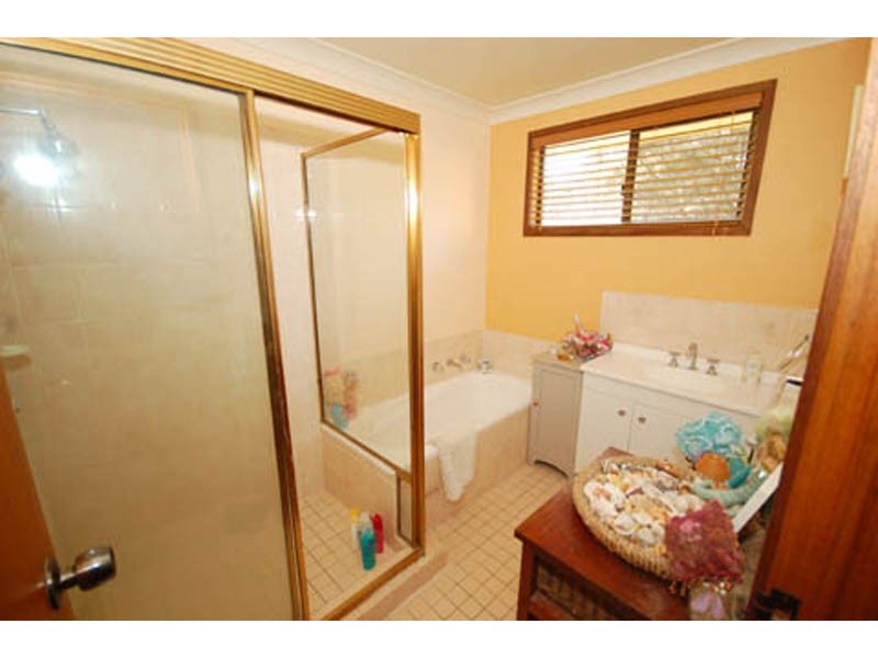 10 Clements Drive, Avoca Beach NSW 2251