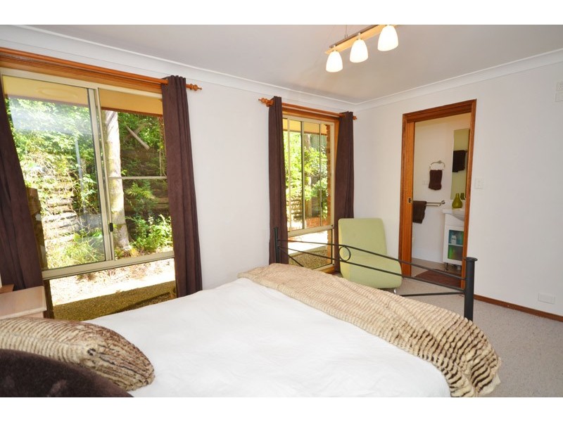 8 Dandenong Close, Avoca Beach NSW 2251