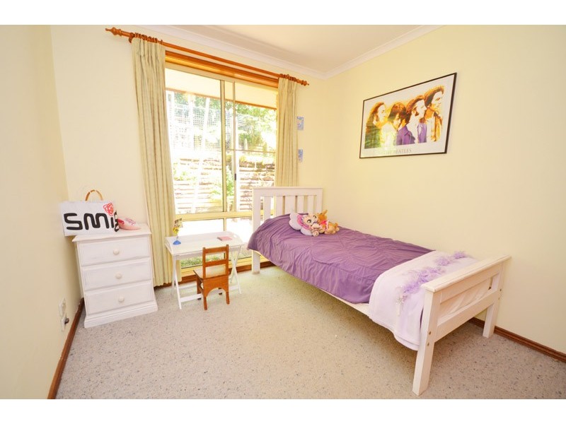 8 Dandenong Close, Avoca Beach NSW 2251