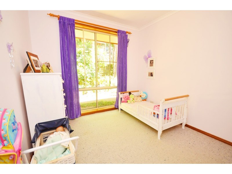 8 Dandenong Close, Avoca Beach NSW 2251