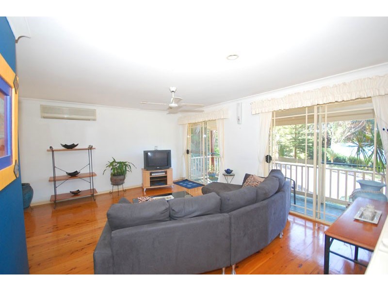 11 Dandenong Close, Avoca Beach NSW 2251