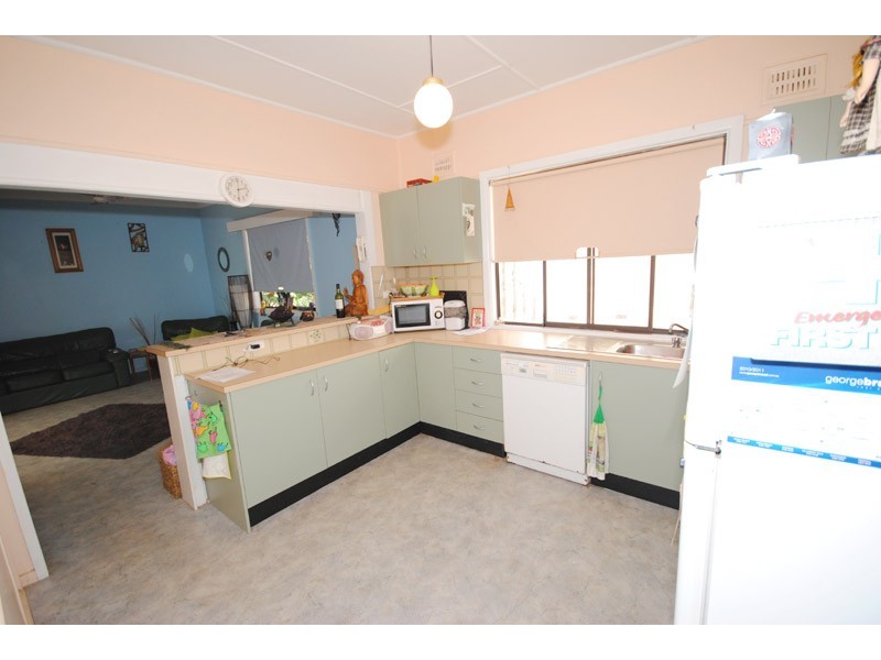 30 Avoca Drive, Avoca Beach NSW 2251