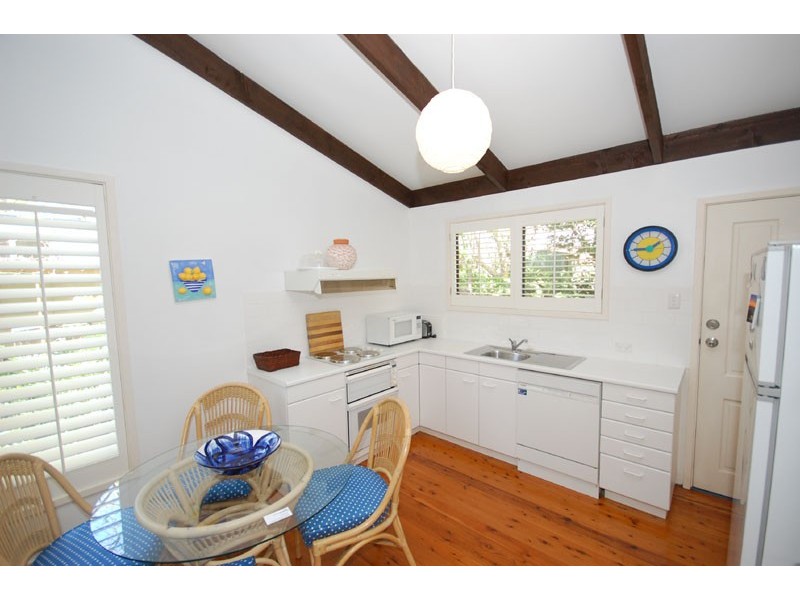54 Avoca Drive, Avoca Beach NSW 2251