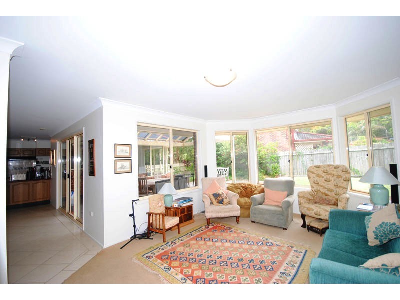 25 Del Mar Drive, Copacabana NSW 2251