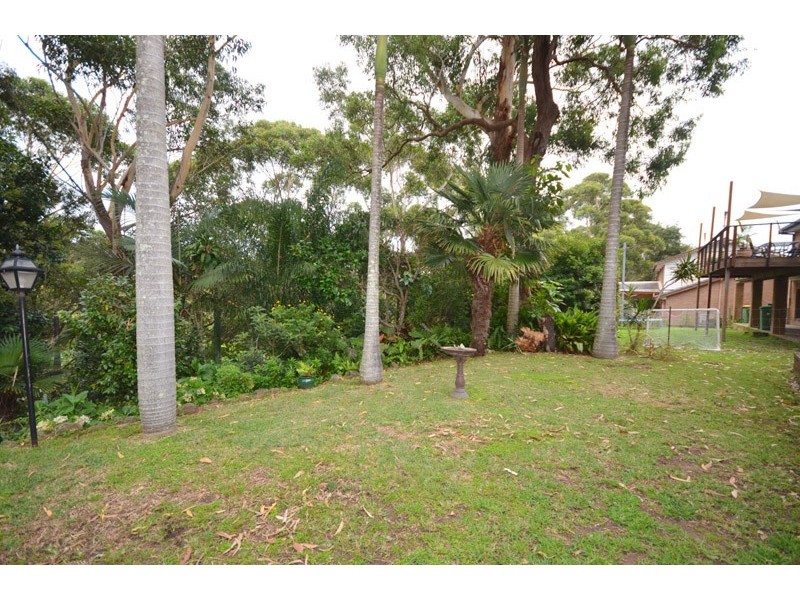 145b Cape Three Points Rd, Avoca Beach NSW 2251