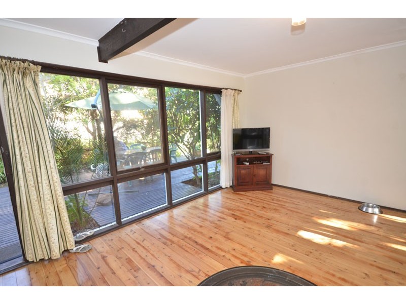 64 McGee Avenue, Wamberal NSW 2260