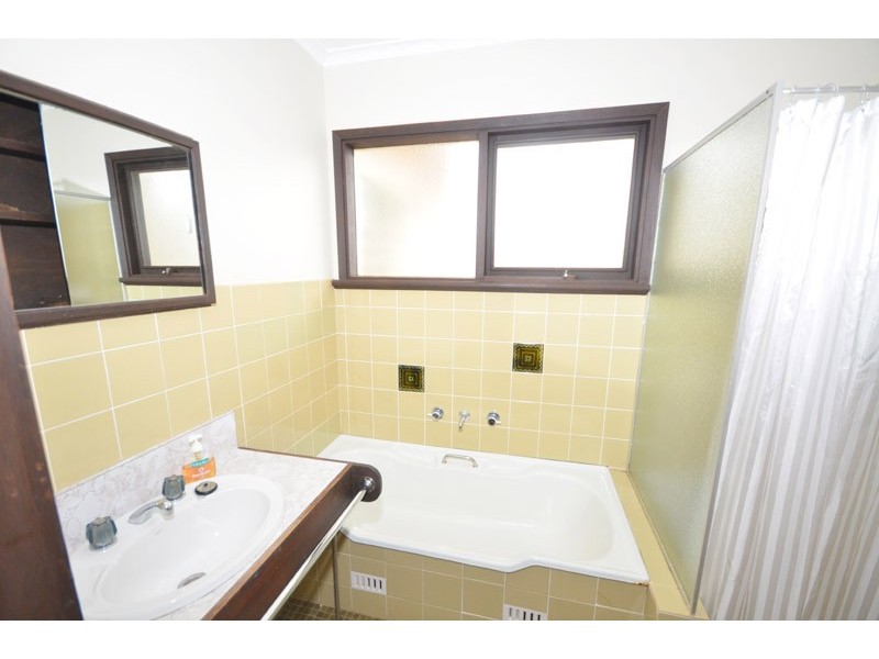 64 McGee Avenue, Wamberal NSW 2260