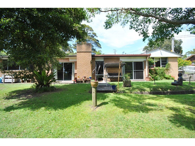 4 Endeavour Drive, Avoca Beach NSW 2251