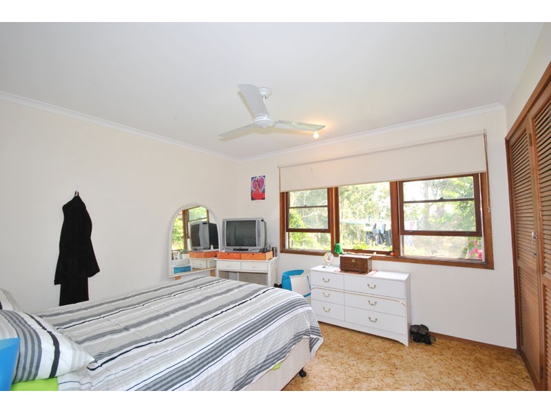 4 Endeavour Drive, Avoca Beach NSW 2251